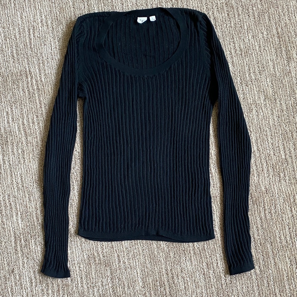 GAP Black Lightweight Ribbed Knit Sweater